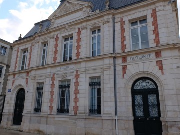 Soutien aux migrants et sans-papiers @ Palais de justice de Poitiers